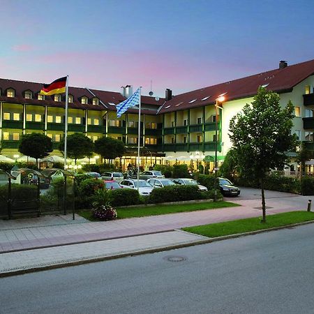 Bauer Hotel Und Restaurant Feldkirchen  Exteriör bild