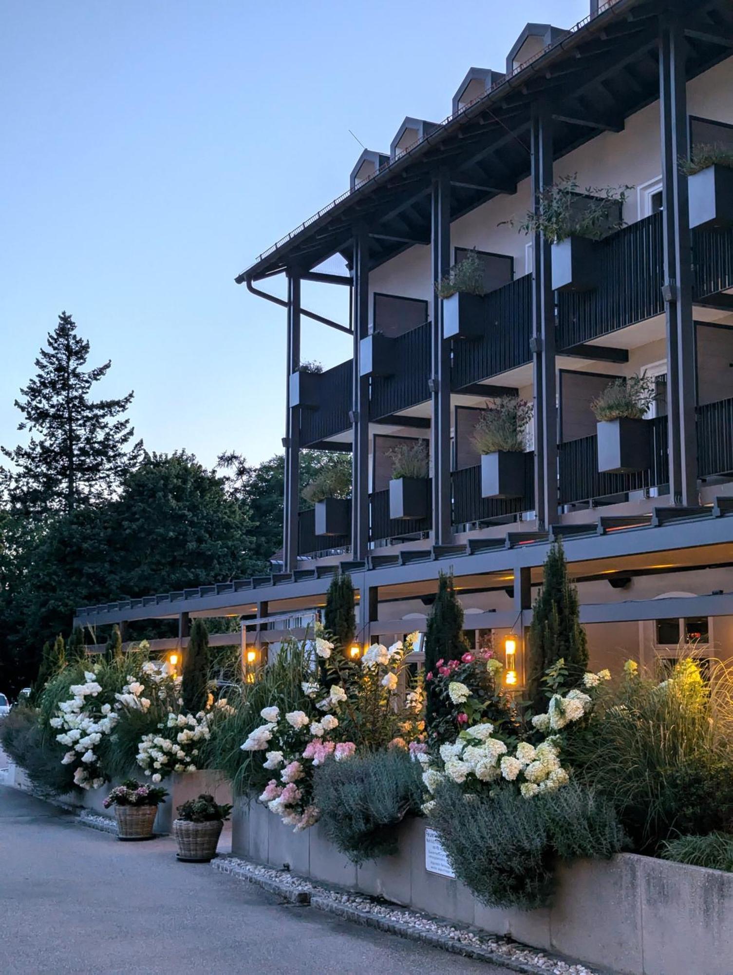 Bauer Hotel Und Restaurant Feldkirchen  Exteriör bild